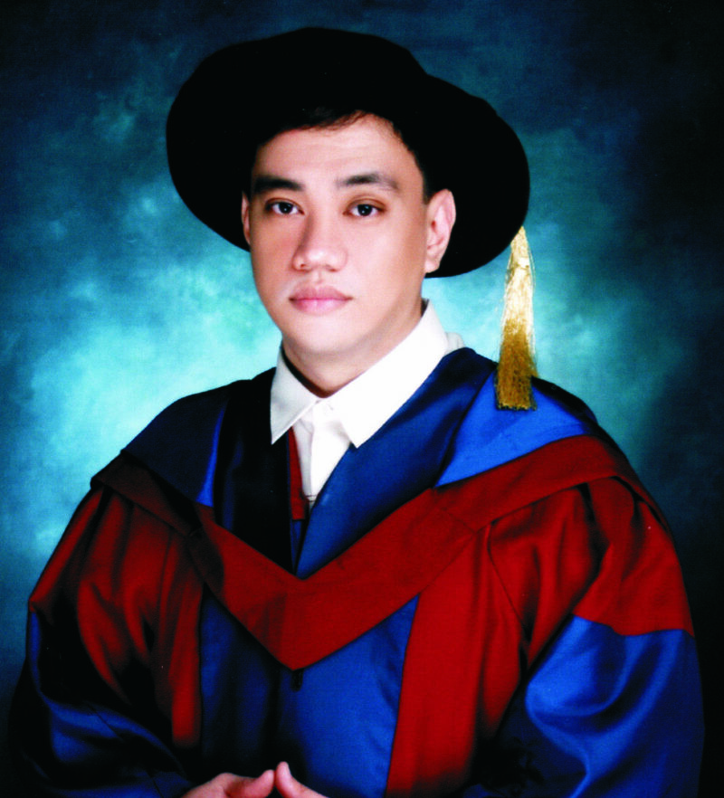 Dr. Edan Marquez